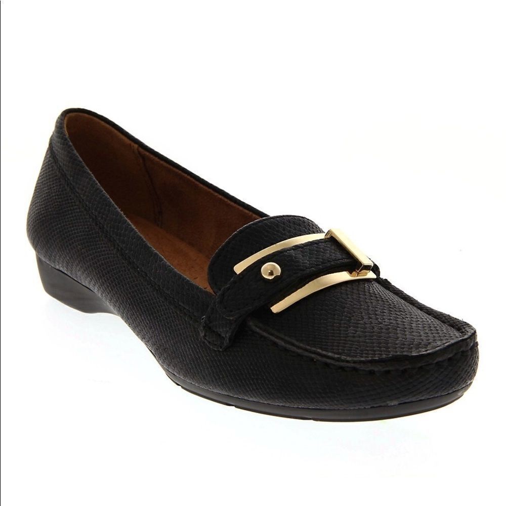Naturalizer Gisella Buckled‎ Textured Loafers Size 7.5 A21